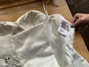 Svatební šaty bez ramínek s kamínky velikost 38 - 7