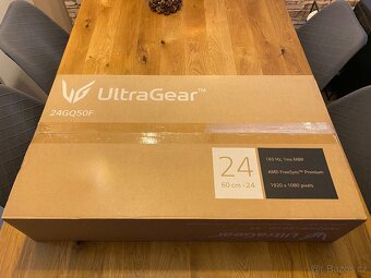 Herní monitor LG UltraGear 24" - 7