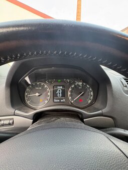 Octavia 2 2.0 tdi 103 kw - 7