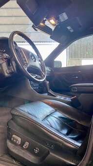 BMW Řada 7 – 740i (E38), 4.4 V8, 210 kW – Automat - 7