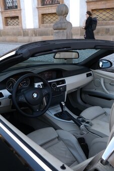 BMW E93 2.0d automat - 7