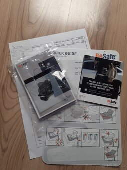 Otočná protismerna i posmerna autosedacka Besafe izi turn i- - 7