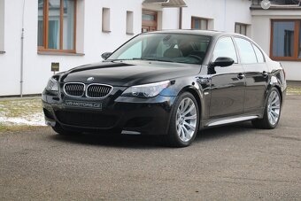 BMW E60 M5 5.0 V10 - 7