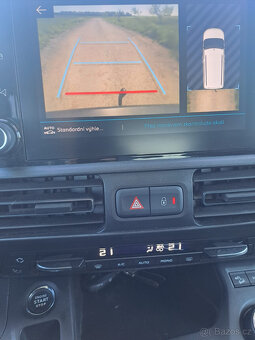 Citroen Berlingo 1,5 Blue HDi EAT8 plná výbava odečet DPH - 7