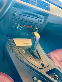 BMW rad 3 Touring 320d Touring xDrive A/T - 7