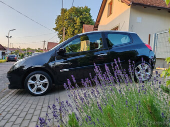benzínový Renault Clio 1.2 edice Rip Curl   10/2007 - 7