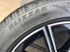 Prodám sadu zimních kol R19 na Mercedes-Benz třídy S (W223) - 7