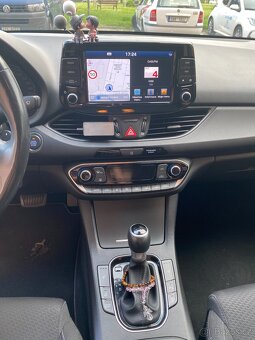 Hyundai i30 Fastback - 7
