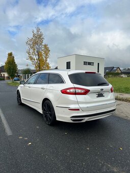 Ford Mondeo Vignale kombi 2.0TDCi, 132kw,Webasto,masáže,Syn3 - 7