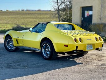 1977 Chevrolet Corvette C3 5.7 V8 - 7