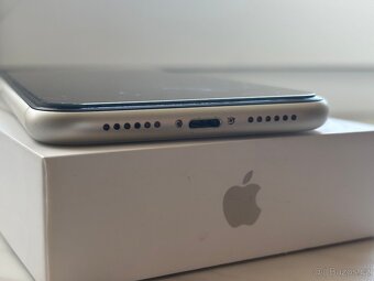 Apple iphone 11 - 7