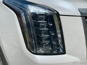 2016 Cadillac Escalade Platinum, 6.2L V8 - 7