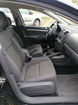 Prodám Volkswagen Golf V - 7