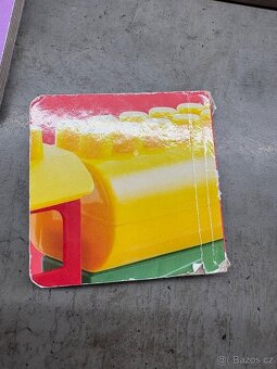 VELKÁ sada hraček-kostky,plyšáci,malovací tabulka,mix hraček - 7