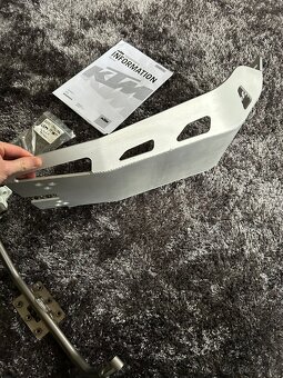 Ktm ADV 1X90 kryt motora powerparts - 7