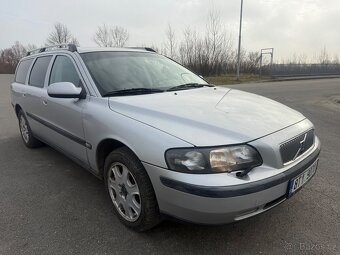 Volvo V70 2,5 Kombi STK 08/2027 - 7