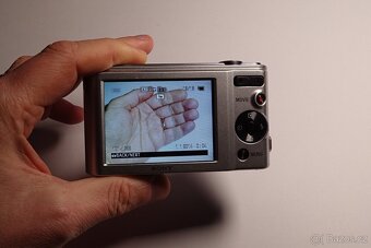 Sony Cyber-Shot DSC-W800 - 7