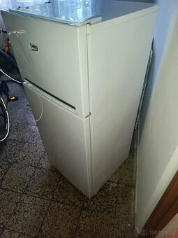 Prodám lednici s mrazákem značky Beko. - 7