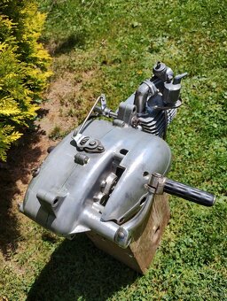 Prodám náhradní motor na jawa pionýr 05, plně funkční - 7