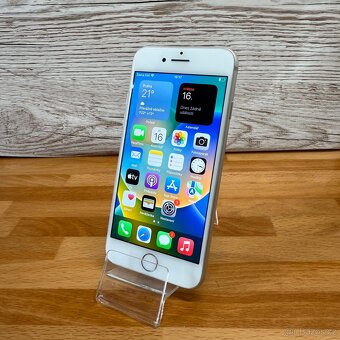 Iphone 8 64GB, bílý (12 měsíců záruka) - 7