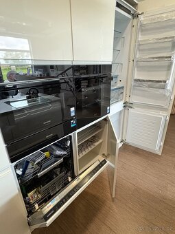 Kuch. sestava AVANTGARDE z expozice ORESI - 7