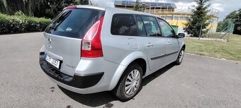 Prodám Renault Megane 1.4i 16V 72Kw r.v.2007 nová STK - 7