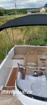 Motorový kajutový člun O 560 SD - 7