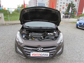 Hyundai I30 1.6i 99kW kombi, ČR původ, Serviska, 2.majitel - 7