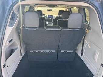 Chrysler Town Country 3,6 Limited 2x DVD CREW ÚHLY 2014 - 7