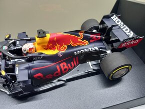 F1 RED BULL RB16B VÍTĚZ EMILIA ROMAGNA 2021 VERSTAPPEN 1:18 - 7