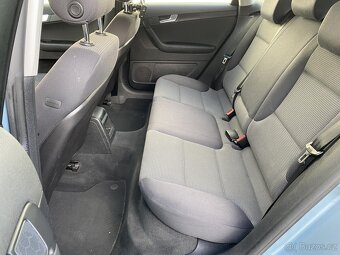 Audi A3 1.6i , 75 kW benzín, 2006 - 7