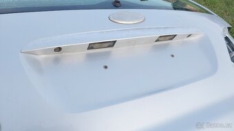 FORD GALAXY – DVEŘE KUFRU STŘIBRNÉ - 7