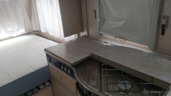 KARAVAN Defleffs Rondo nosič kol, předstan, spaní 4/5 - Ně - 7
