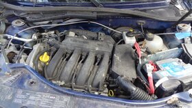 Dacia Duster 1,6 16V 77KW 2WD Rozprodám na náhradní díly - 7