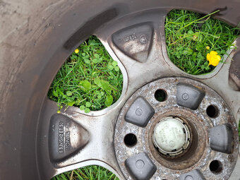 Pneu Barum 195/65 R15 – 2x Bravuris 5, 2x Polaris 6 + Al dis - 7