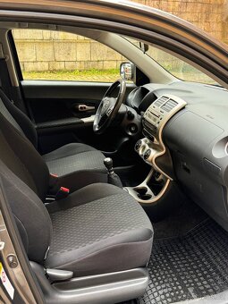 Toyota Urban Cruiser benzín - 7