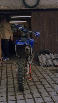 Yamaha YZF250 - 7