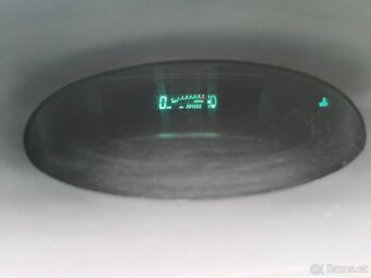 Toyota Yaris 1,0 - 7