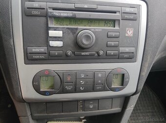 Ford Focus kombi 1 . 6 - 7