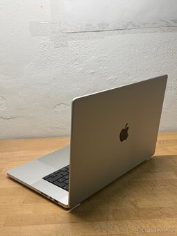 MacBook Pro 16 2021 /32GB RAM/M1 Pro/512GB SSD/Záruka - 7