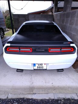 Dodge Challenger 6.4SRT8 - 7