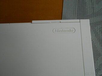 NINTENDO model RVL - 001 + ovladač - funkčnost neověřena - 7
