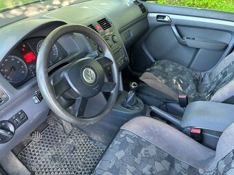 Volkswagen Touran 1.6i, ZCELA NOVÁ STK - 7