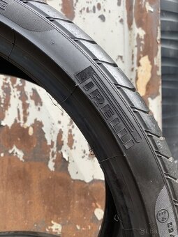 2ks 275/30/21 Pirelli/2018-2017/98Y/letní pneu 5.8m - 7
