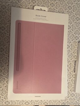 Samsung Galaxy TAB S8+ 5G s příslušenstvím - 7
