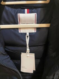Nová péřová bunda Tommy Hilfiger vel XL - 7