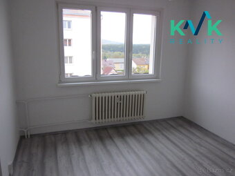 Pronájem bytu 2 +1, v OV, panel, 56 m2, Rotava ( okr. Sokolo - 7