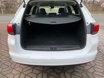 Opel Astra 1.5Cdti 1.MAJITEL ČR DPH LED - 7