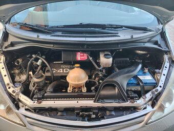 Toyota Previa - 7