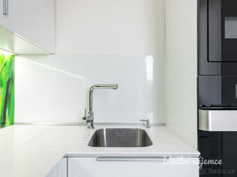 Pronájem bytu 4+kk, Karafiátová, Záběhlice, 26900 Kč/měs, 68 - 7
